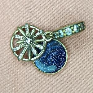 Dazzling Wishes Fireworks Dangle Charm